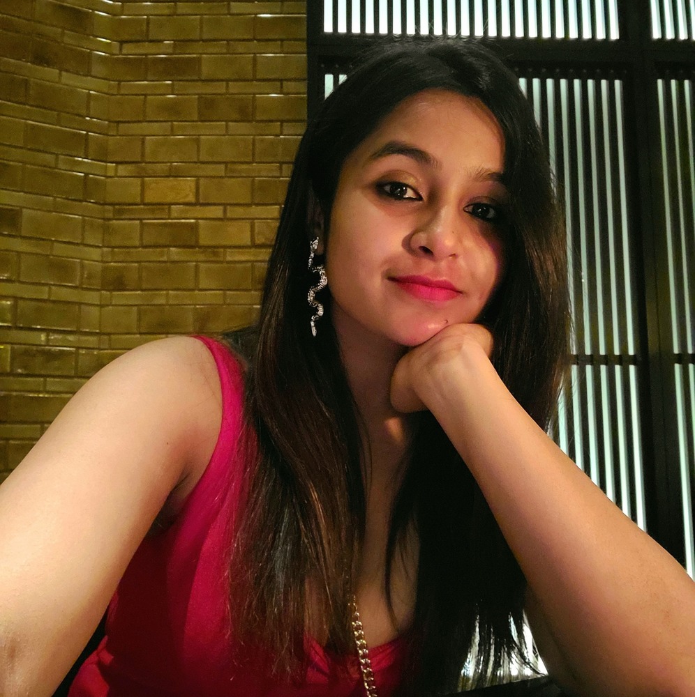 Meet your Posher, Debleena